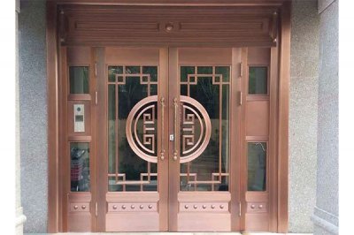 別墅銅門(mén)廠家所應(yīng)用的銅材質(zhì)以及安裝方法
