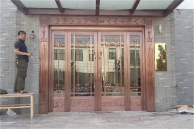 鋁藝大門色彩影響和應(yīng)用優(yōu)勢！