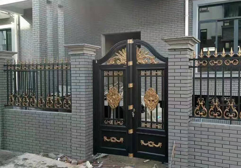 鋁藝護欄鋁藝大門,濟南鋁藝大門