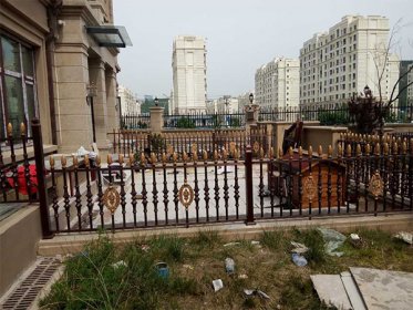 鋁藝護(hù)欄在社會上的廣泛應(yīng)用